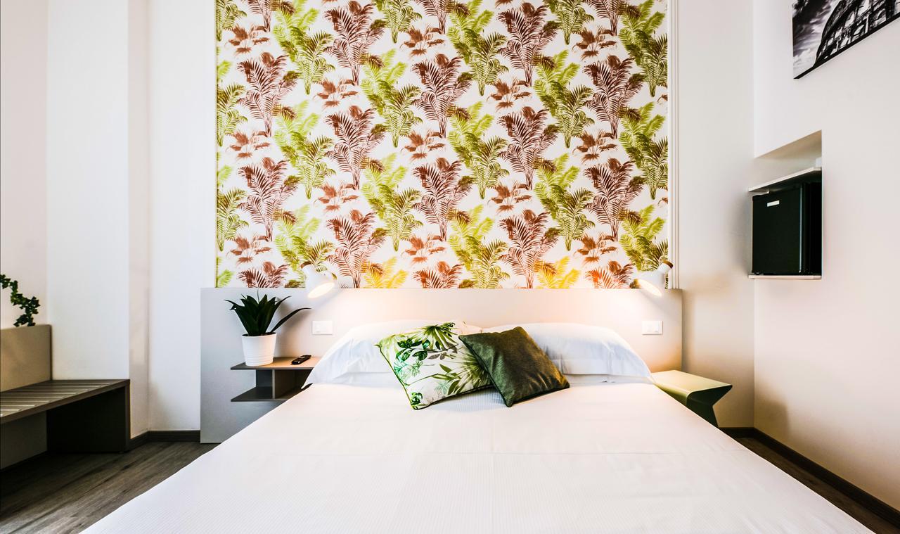 Lele Rooms San Lorenzo Рим Екстер'єр фото
