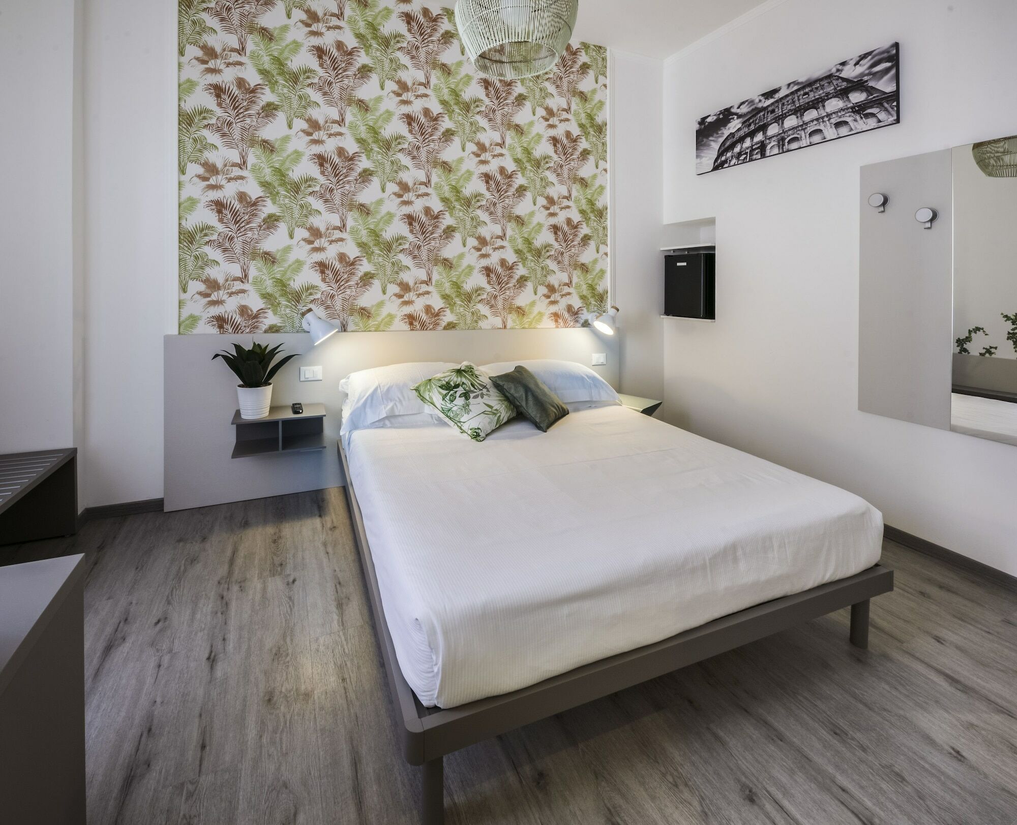 Lele Rooms San Lorenzo Рим Екстер'єр фото